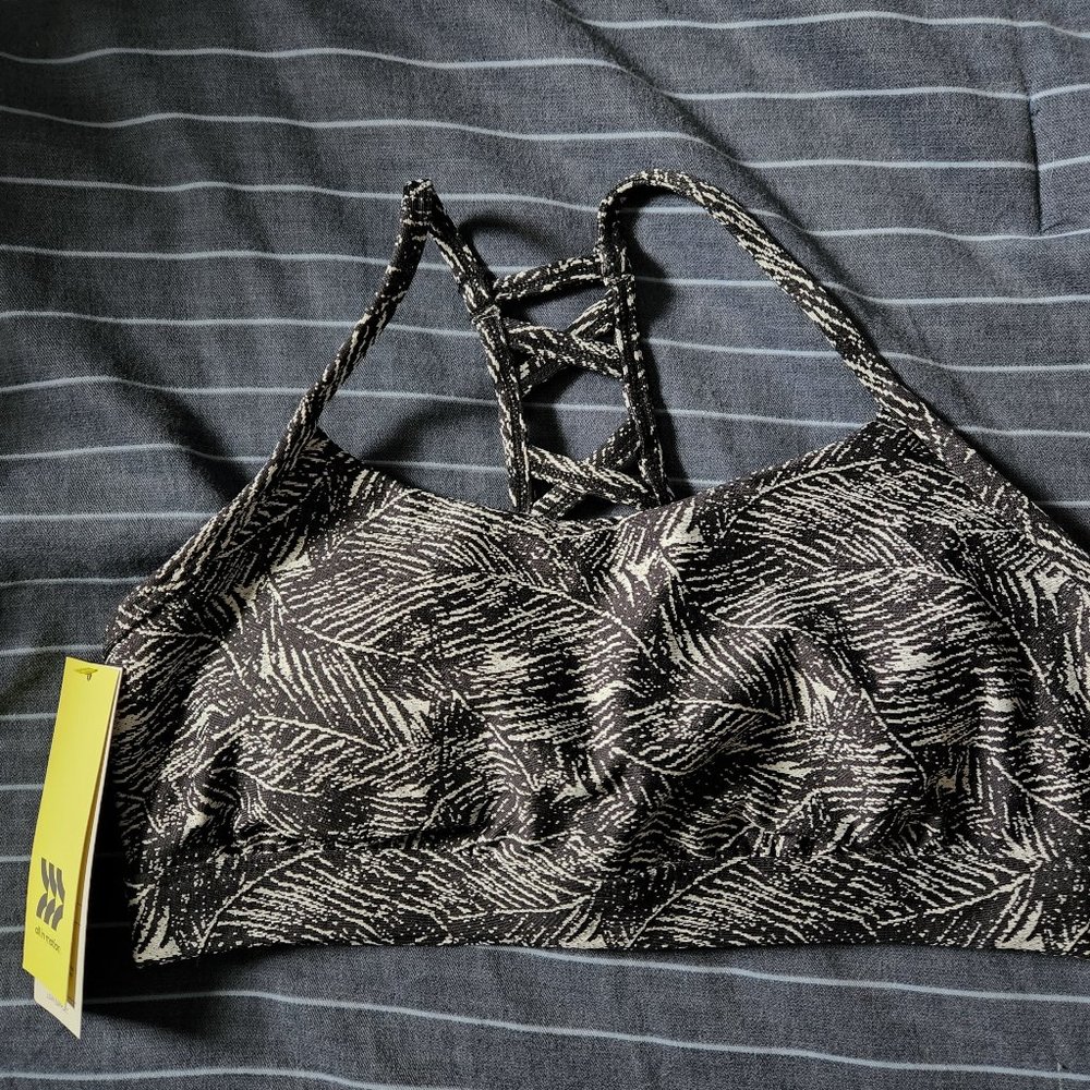 Black & White Sports bra NWT